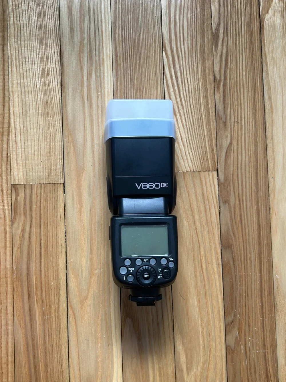 Sony V860II TTL Shoe Mount Flash - Black with White Diffuser